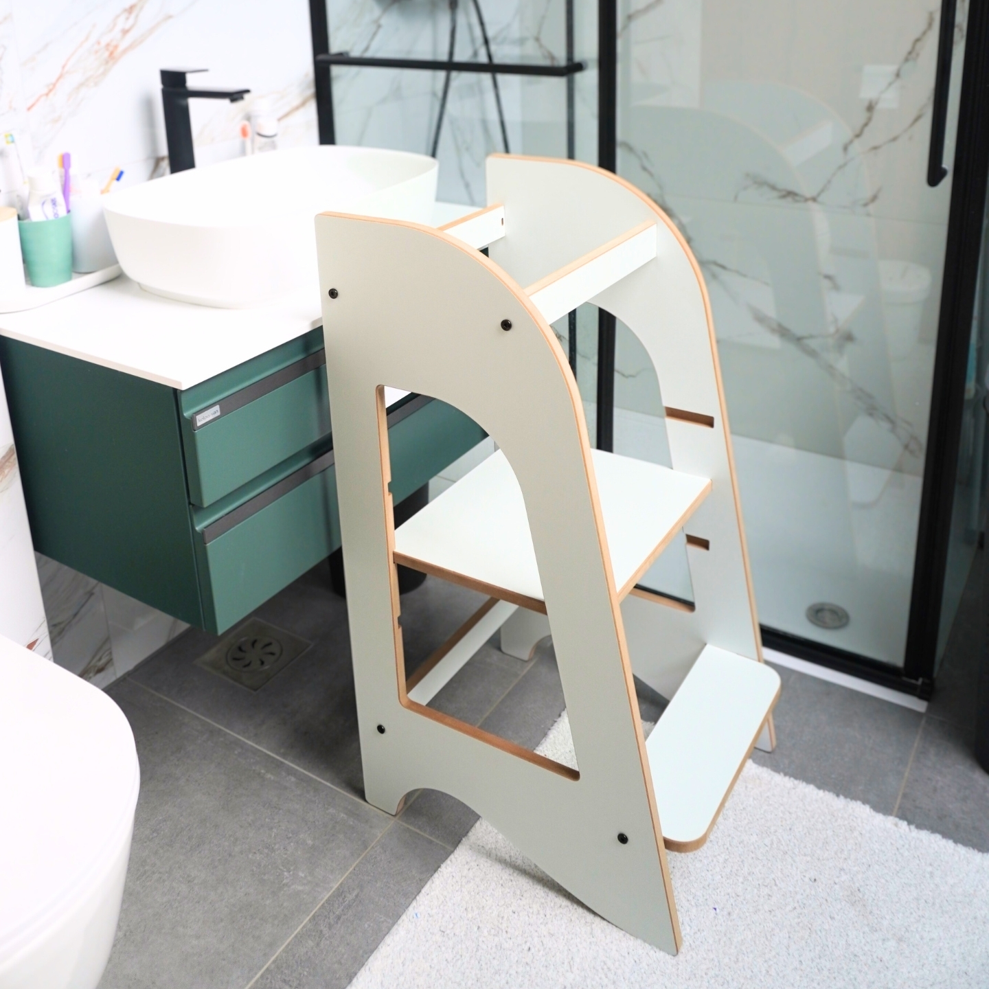 Learning Tower - White