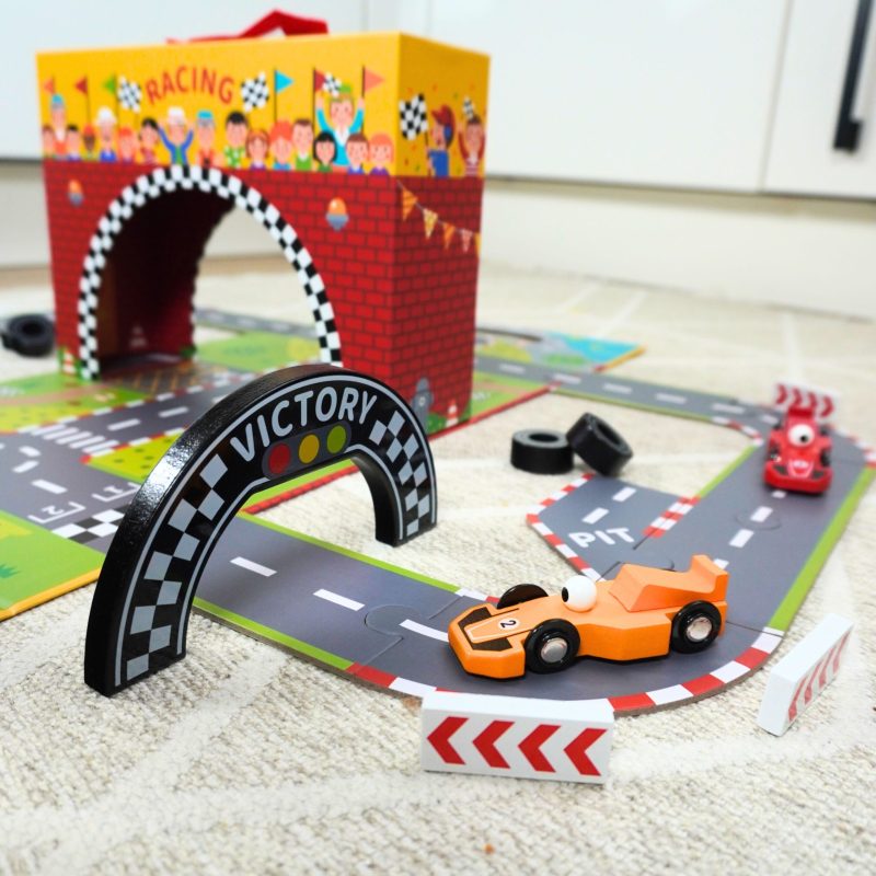 Racetrack - Play set in portable box