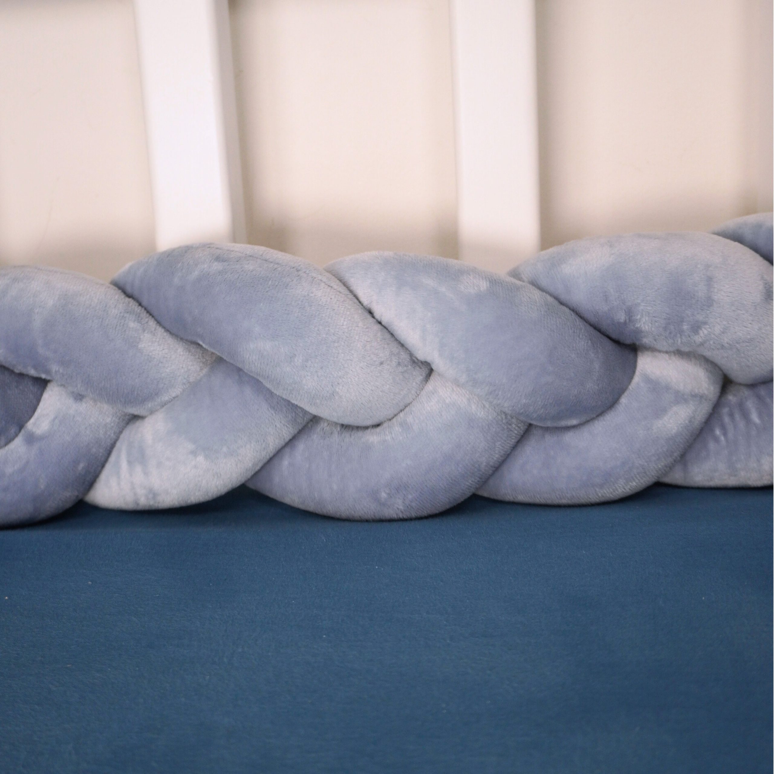 Geflochtene Bettumrandung Zopf - Hellblau (200 cm) – Bild 3